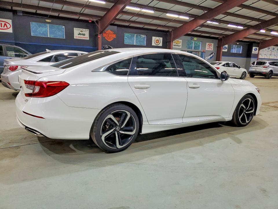 Продажа на аукционе авто 2022 Honda Accord, vin: 1HGCV2F38NA006644, номер лота: 59838596