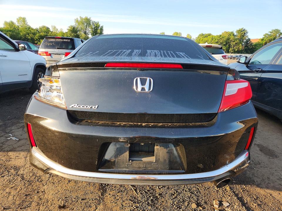 Aukcja sprzedaży 2016 Honda Accord, vin: 1HGCT1B40GA006705, numer aukcji: 61812696