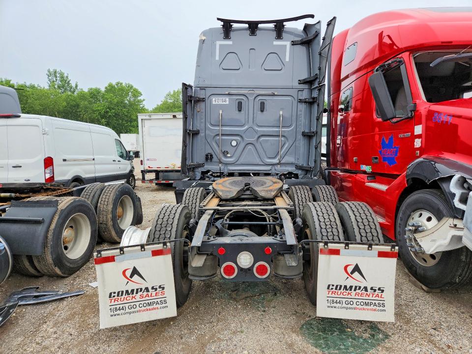Продажа на аукционе авто 2026 Freightliner Cascadia 126, vin: 3AKJHHDR2TSWS0272, номер лота: 61211046