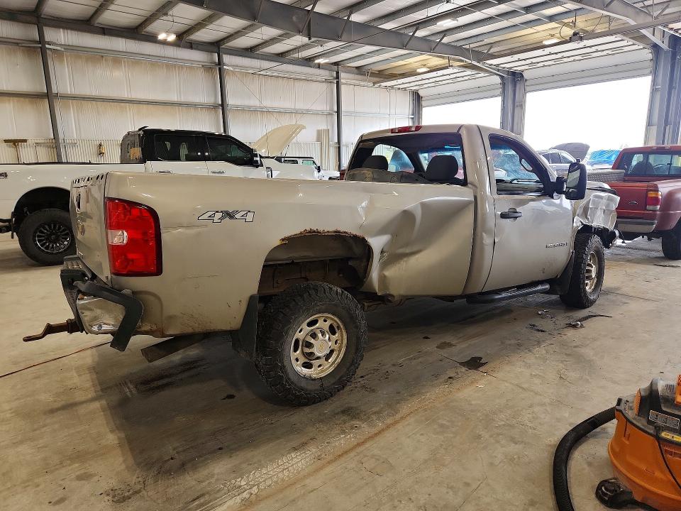 Продаж на аукціоні авто 2007 Chevrolet Silverado, vin: 1GCHK24K07E571506, номер лоту: 62243366