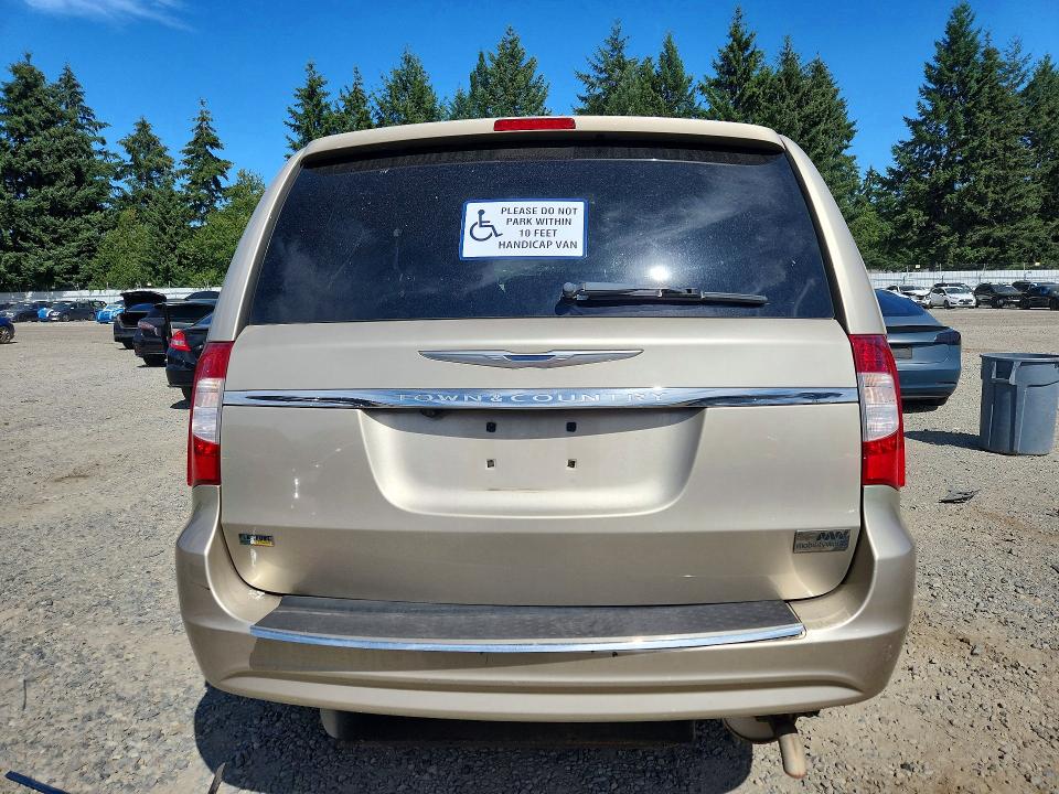 2016 Chrysler Town & Country მანქანა იყიდება აუქციონზე, vin: 2C4RC1BG3GR280852, აუქციონის ნომერი: 63019856