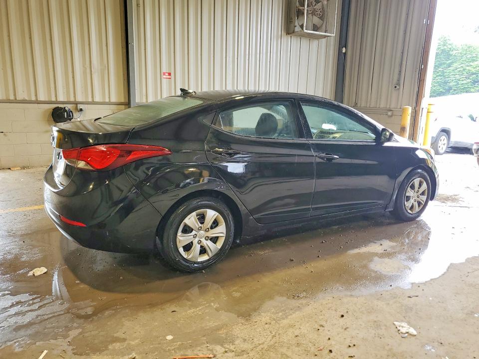 Продаж на аукціоні авто 2016 Hyundai Elantra, vin: 5NPDH4AE0GH720343, номер лоту: 60011916
