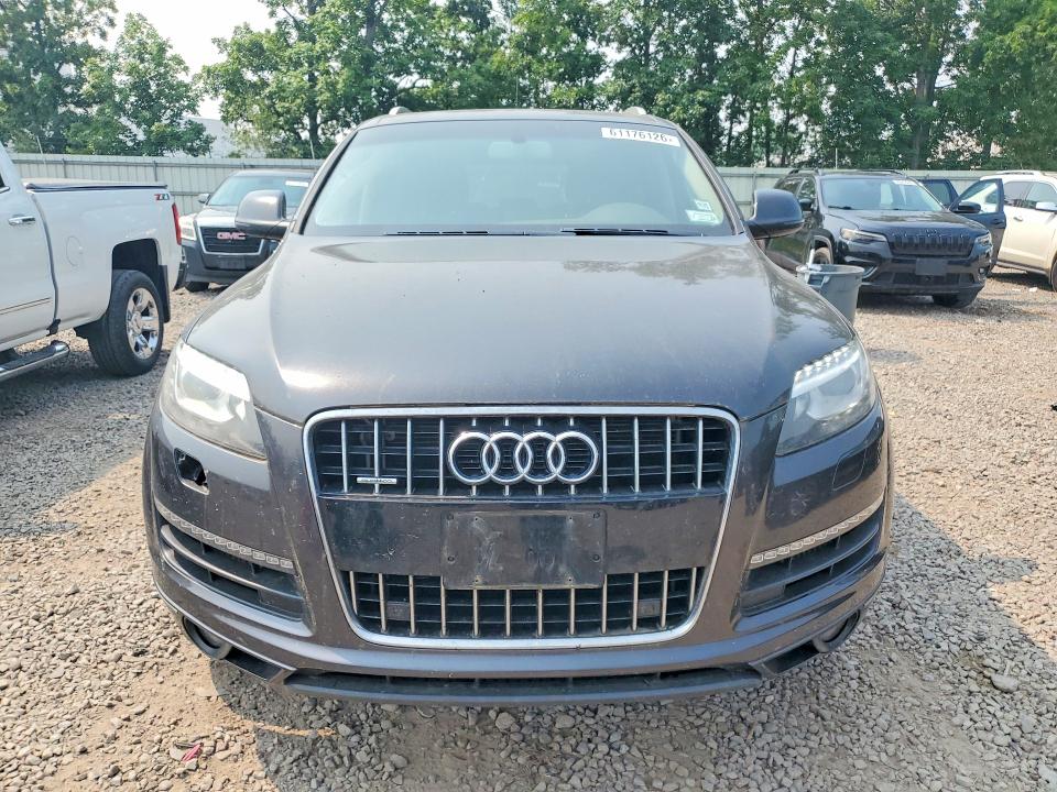 Продажа на аукционе авто 2015 Audi Q7, vin: WA1LMAFE1FD005357, номер лота: 61176126