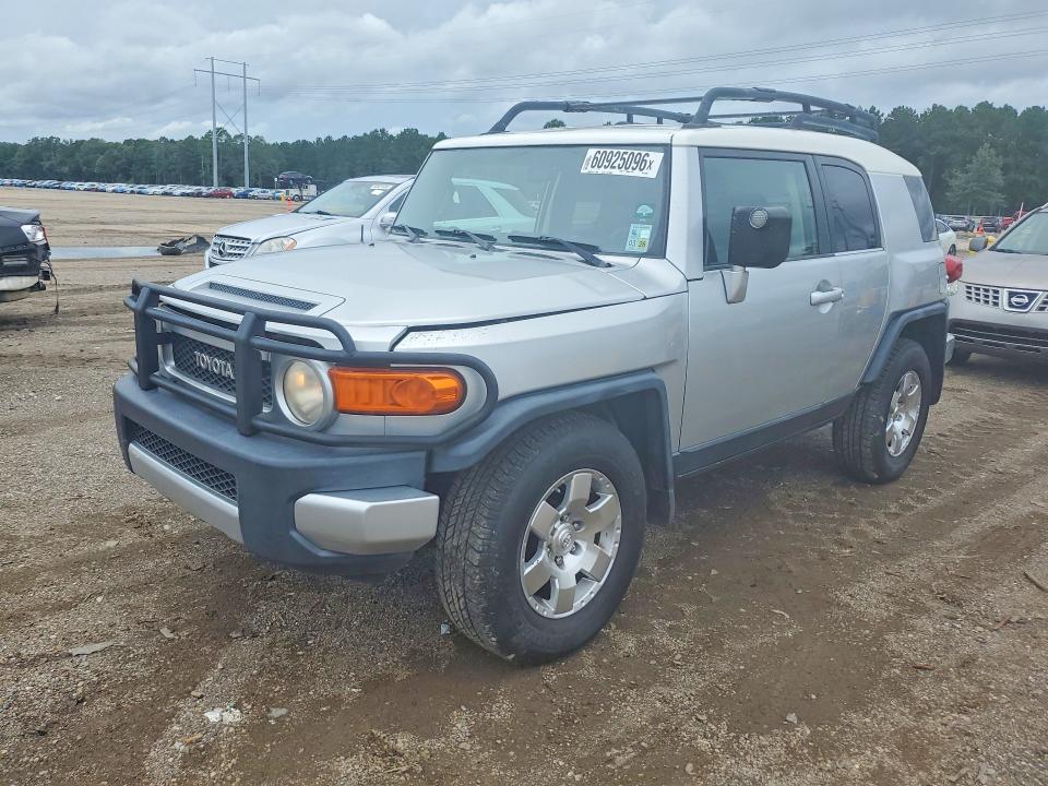Продажа на аукционе авто 2008 Toyota Fj Cruiser, vin: JTEZU11F38K002860, номер лота: 60925096