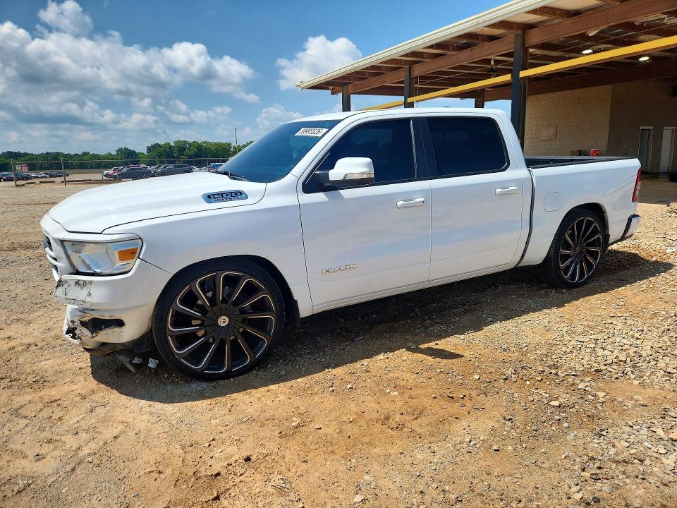 59995526 :رقم المزاد ، 1C6RREFT8KN611337 vin ، 2019 Ram 1500 مزاد بيع