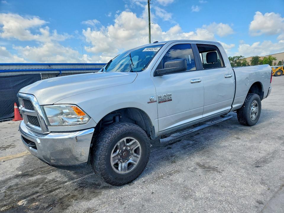59348296 :رقم المزاد ، 3C6UR5DLXJG398203 vin ، 2018 Ram 2500 مزاد بيع