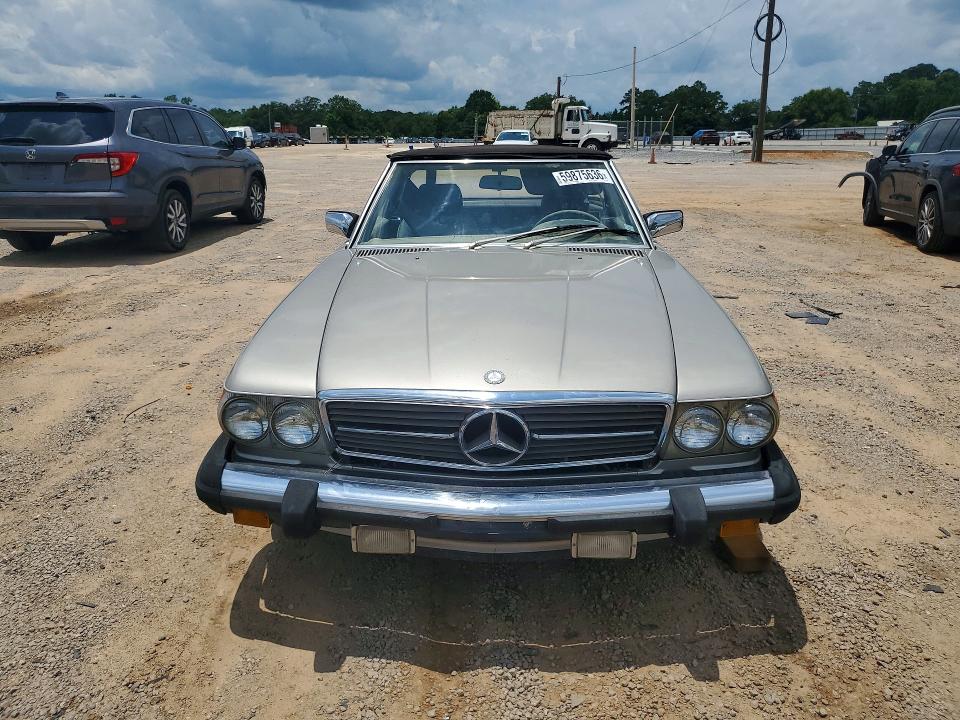 1986 Mercedes-benz 560 მანქანა იყიდება აუქციონზე, vin: WDBBA48D6GA051669, აუქციონის ნომერი: 59875636