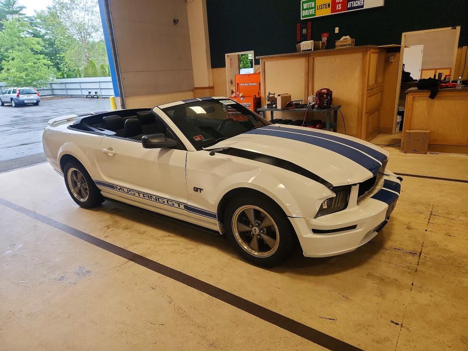 2005 Ford Mustang მანქანა იყიდება აუქციონზე, vin: 1ZVHT85H555196094, აუქციონის ნომერი: 62842986