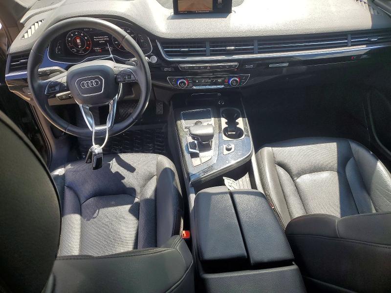 60624166 :رقم المزاد ، WA1VAAF74JD022584 vin ، 2018 Audi Q7 مزاد بيع