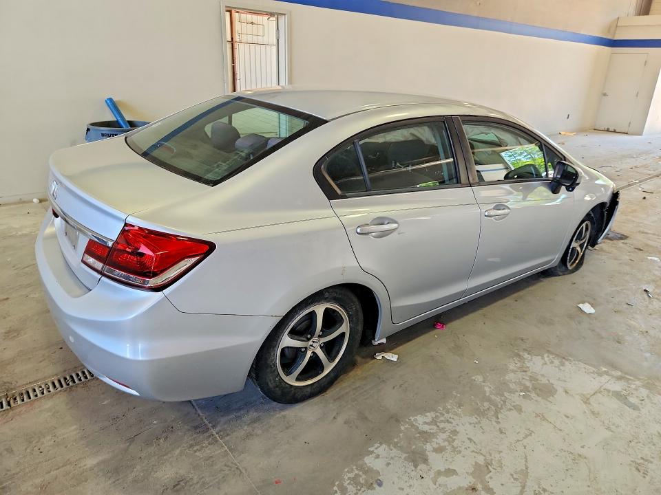 63297096 :رقم المزاد ، 2HGFB2F74FH545483 vin ، 2015 Honda Civic مزاد بيع