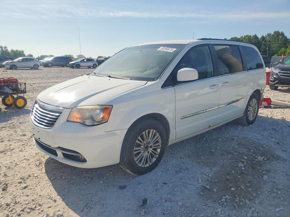 59260676 :رقم المزاد ، 2C4RC1CG4FR519905 vin ، 2015 Chrysler Town & Country مزاد بيع