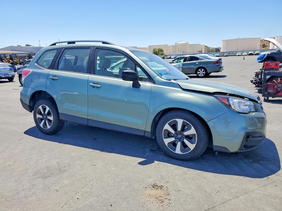 2017 Subaru Forester მანქანა იყიდება აუქციონზე, vin: JF2SJABC9HH477513, აუქციონის ნომერი: 62457566