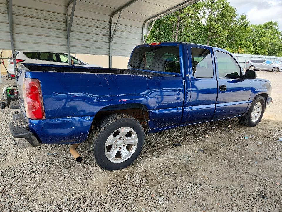 2003 Chevrolet Silverado მანქანა იყიდება აუქციონზე, vin: 2GCEC19V631251857, აუქციონის ნომერი: 61920416
