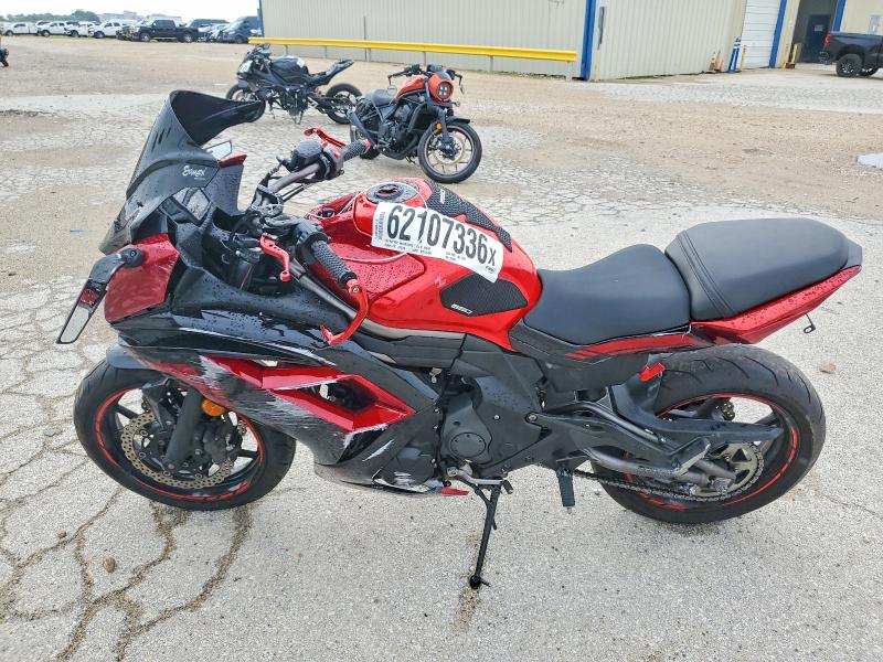 62107336 :رقم المزاد ، JKAEXEE16CDA07819 vin ، 2012 Kawasaki Ex650 مزاد بيع