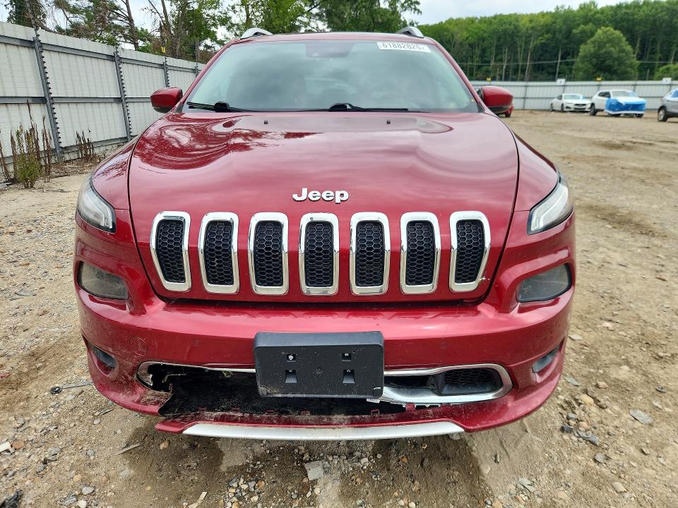 61882826 :رقم المزاد ، 1C4PJMJS4HW656486 vin ، 2017 Jeep Cherokee مزاد بيع