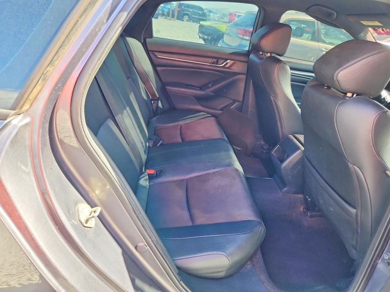 Auction sale of the 2019 Honda Accord, vin: 1HGCV1F3XKA103124, lot number: 61423106