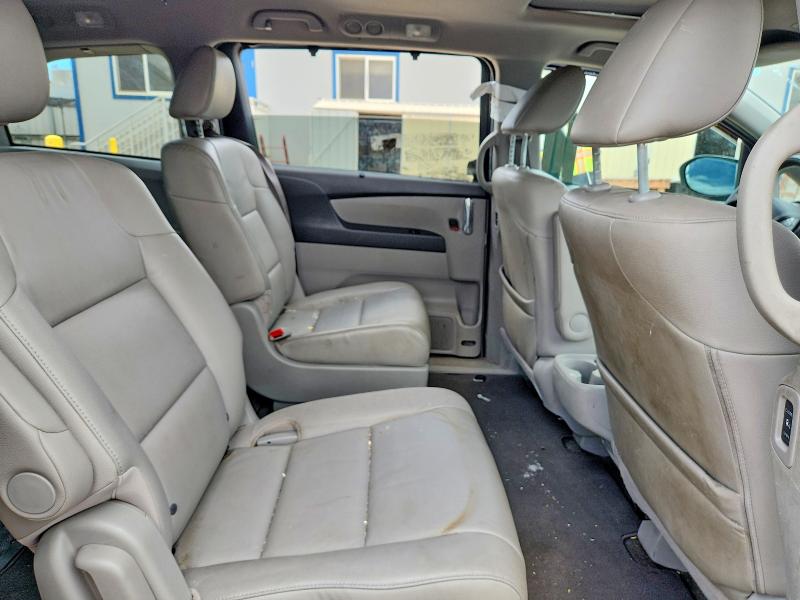 60699926 :رقم المزاد ، 5FNRL5H65FB127566 vin ، 2015 Honda Odyssey مزاد بيع