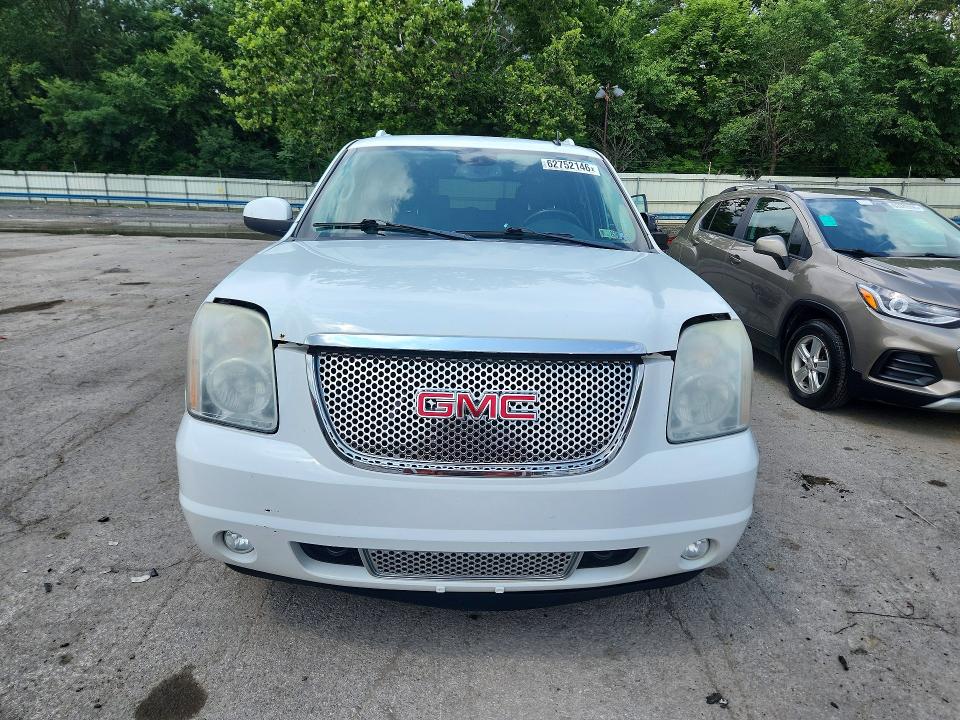 2011 Gmc Yukon Xl მანქანა იყიდება აუქციონზე, vin: 1GKS2MEFXBR105039, აუქციონის ნომერი: 62752146