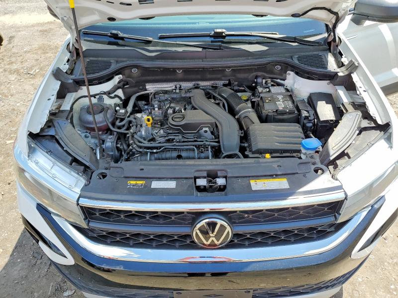 60466736 :رقم المزاد ، 3VV8X7B21RM063285 vin ، 2024 Volkswagen Taos مزاد بيع