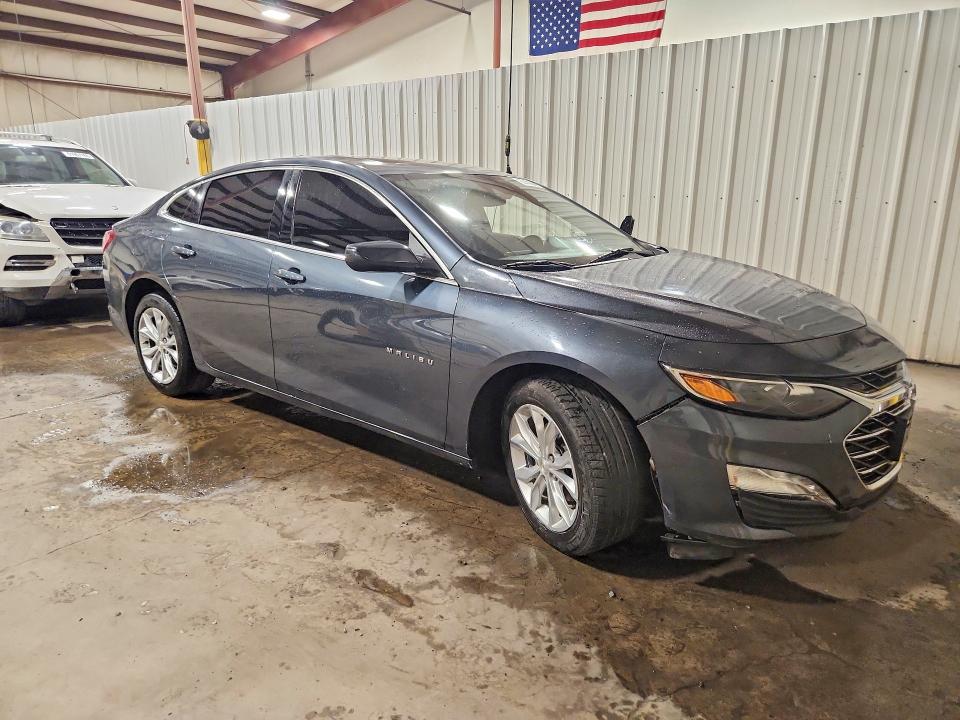 62432646 :رقم المزاد ، 1G1ZD5ST8KF197203 vin ، 2019 Chevrolet Malibu مزاد بيع