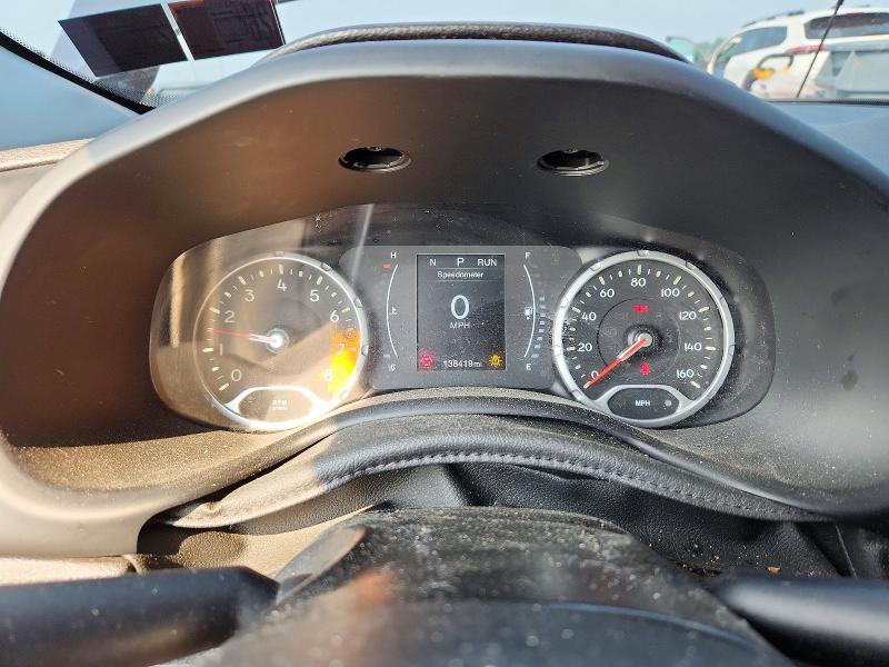 61306496 :رقم المزاد ، ZACCJBABXHPF29113 vin ، 2017 Jeep Renegade مزاد بيع