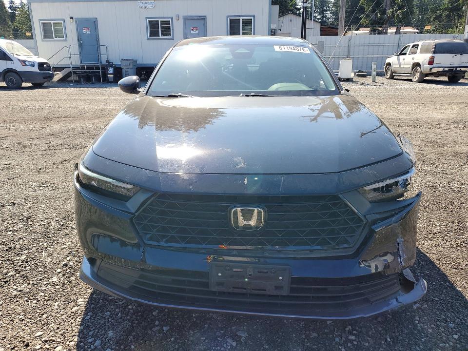61194076 :رقم المزاد ، 1HGCY2F54PA008242 vin ، 2023 Honda Accord مزاد بيع