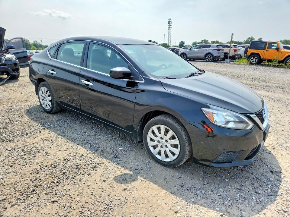 61410796 :رقم المزاد ، 3N1AB7AP0GL676886 vin ، 2016 Nissan Sentra مزاد بيع