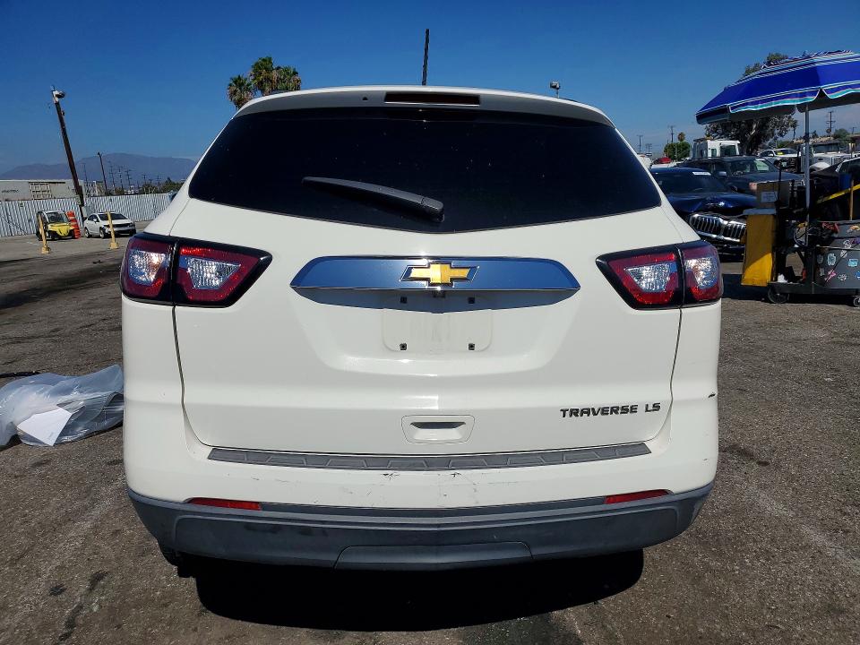 61751116 :رقم المزاد ، 1GNKRFED7FJ197109 vin ، 2015 Chevrolet Traverse مزاد بيع