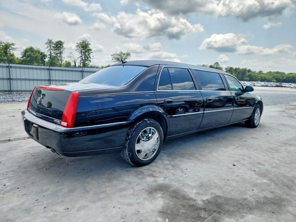 Продаж на аукціоні авто 2006 Cadillac Professional Chassis, vin: 1GEEH96YX6U550217, номер лоту: 62770666