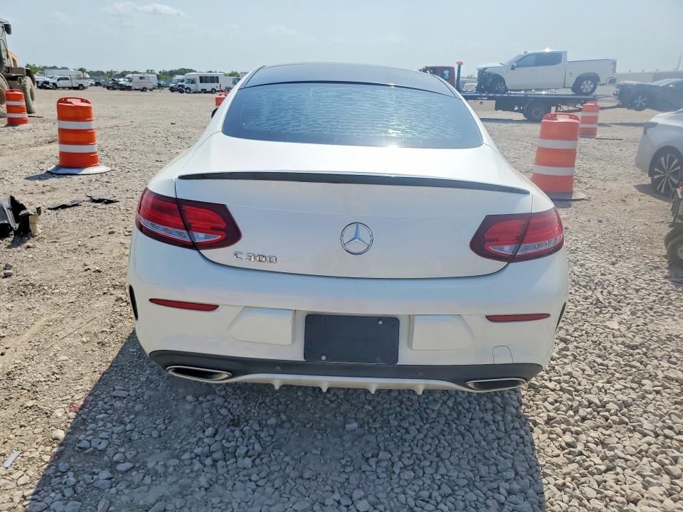 61871146 :رقم المزاد ، WDDWJ4JB0JF626389 vin ، 2020 Mercedes-benz C مزاد بيع