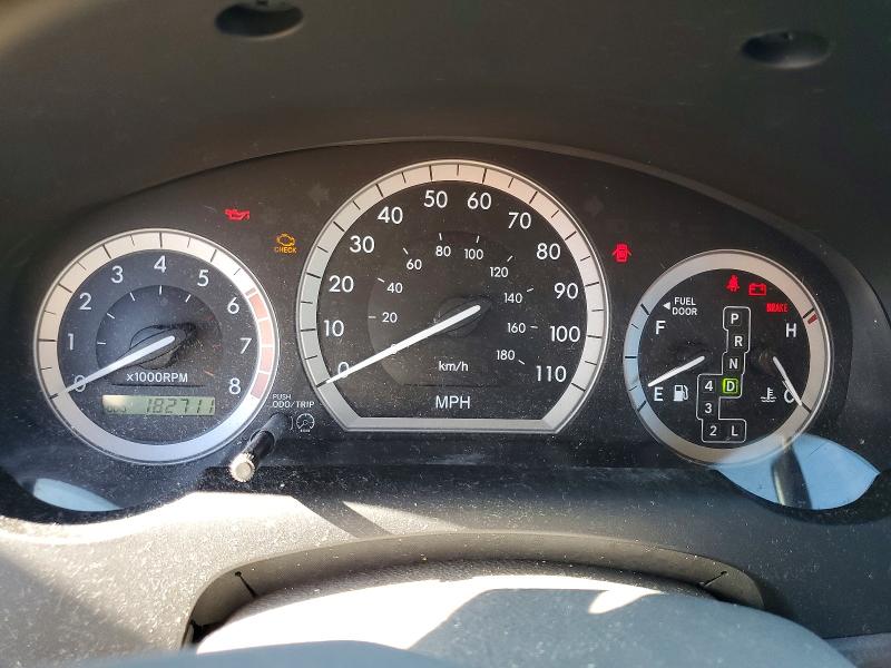 60628906 :رقم المزاد ، 5TDZA23C84S210287 vin ، 2004 Toyt Sienna مزاد بيع