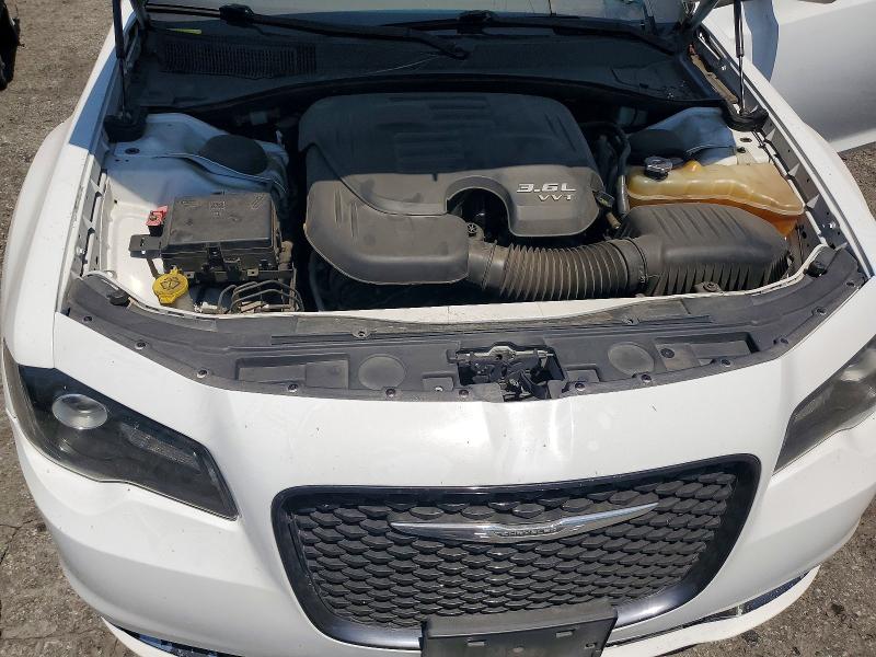 59685526 :رقم المزاد ، 2C3CCABG1GH351188 vin ، 2016 Chrysler 300 مزاد بيع