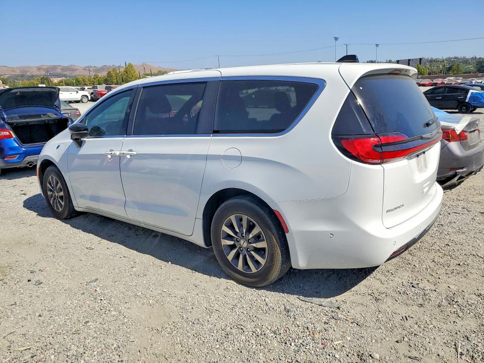 Продажа на аукционе авто 2025 Chrysler Pacifica, vin: 2C4RC1S70SR500201, номер лота: 59799186