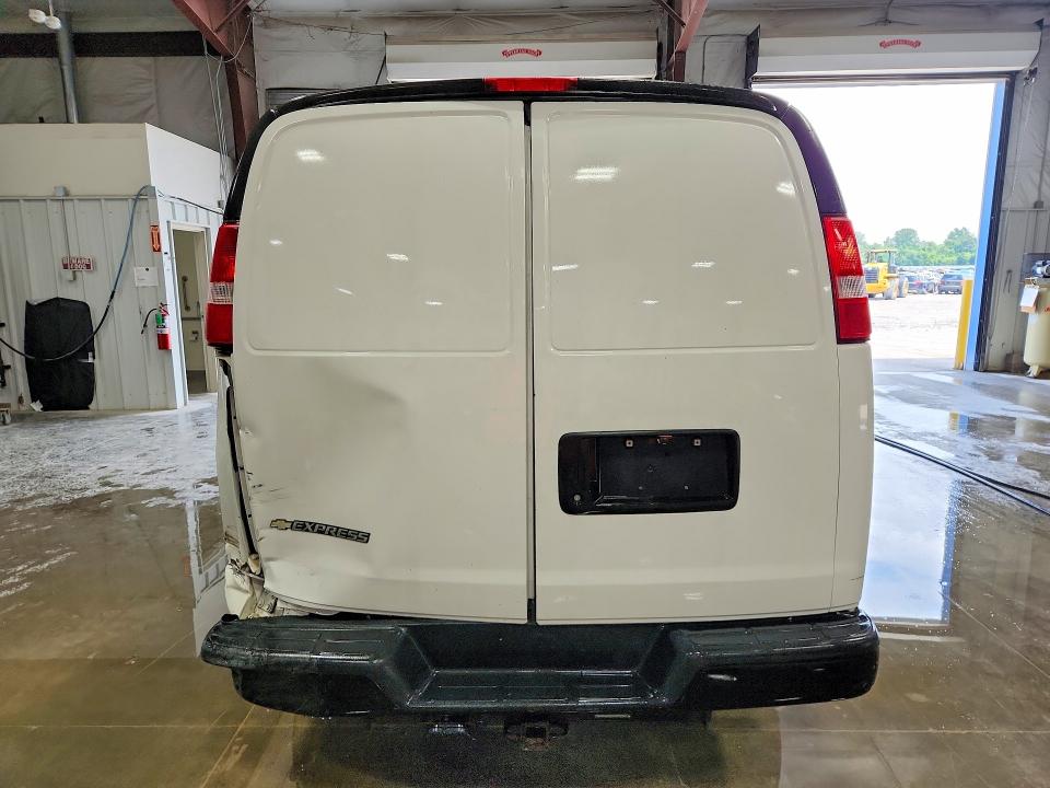 2017 Chevrolet Express G2500 მანქანა იყიდება აუქციონზე, vin: 1GCWGAFGXH1342450, აუქციონის ნომერი: 60458946
