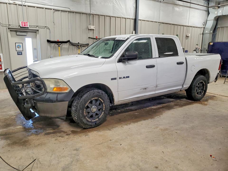 62527496 :رقم المزاد ، 1D7RV1CT0AS161447 vin ، 2010 Dodge Ram 1500 مزاد بيع