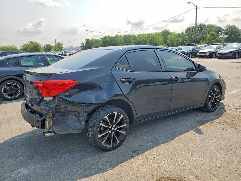 59399496 :رقم المزاد ، 2T1BURHE4HC862768 vin ، 2017 Toyota Corolla مزاد بيع