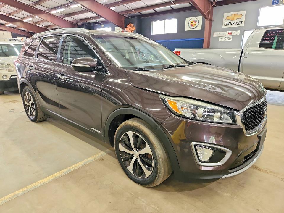 2016 Kia Sorento მანქანა იყიდება აუქციონზე, vin: 5XYPHDA55GG104058, აუქციონის ნომერი: 61365396
