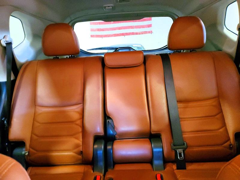 60854976 :رقم المزاد ، JN8AT2MT4HW384289 vin ، 2017 Nissan Rogue مزاد بيع
