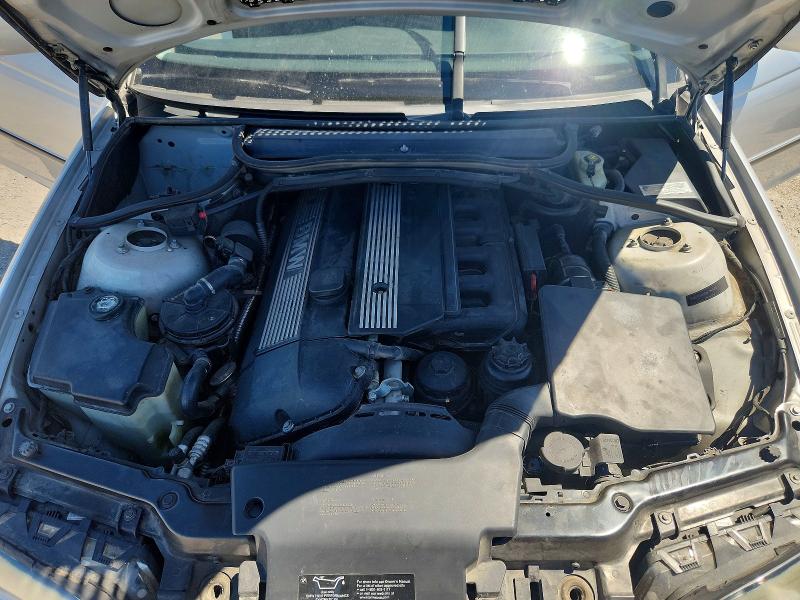 60306736 :رقم المزاد ، WBAET37453NJ34952 vin ، 2003 Bmw 325 مزاد بيع