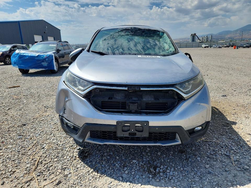 62833646 :رقم المزاد ، 2HKRW2H80HH628117 vin ، 2017 Honda Cr-v مزاد بيع