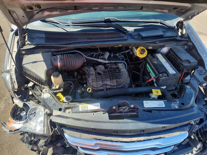 2016 Chrysler Town & Country მანქანა იყიდება აუქციონზე, vin: 2C4RC1BG2GR137892, აუქციონის ნომერი: 61114816