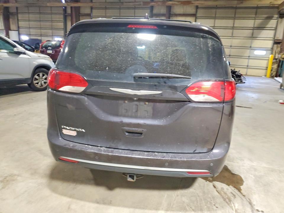 Продажа на аукционе авто 2018 Chrysler Pacifica, vin: 2C4RC1BG5JR101945, номер лота: 59728026