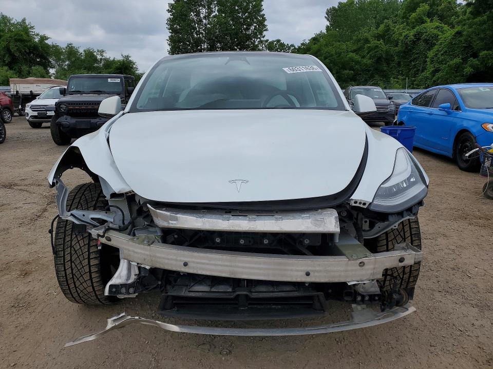 Продажа на аукционе авто 2022 Tesla Model Y, vin: 7SAYGAEEXNF361370, номер лота: 60311636