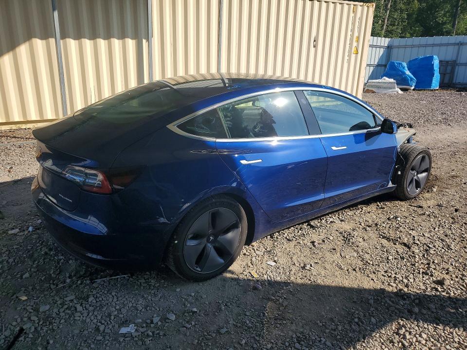 61048636 :رقم المزاد ، 5YJ3E1EB4LF636408 vin ، 2020 Tesla Model 3 مزاد بيع