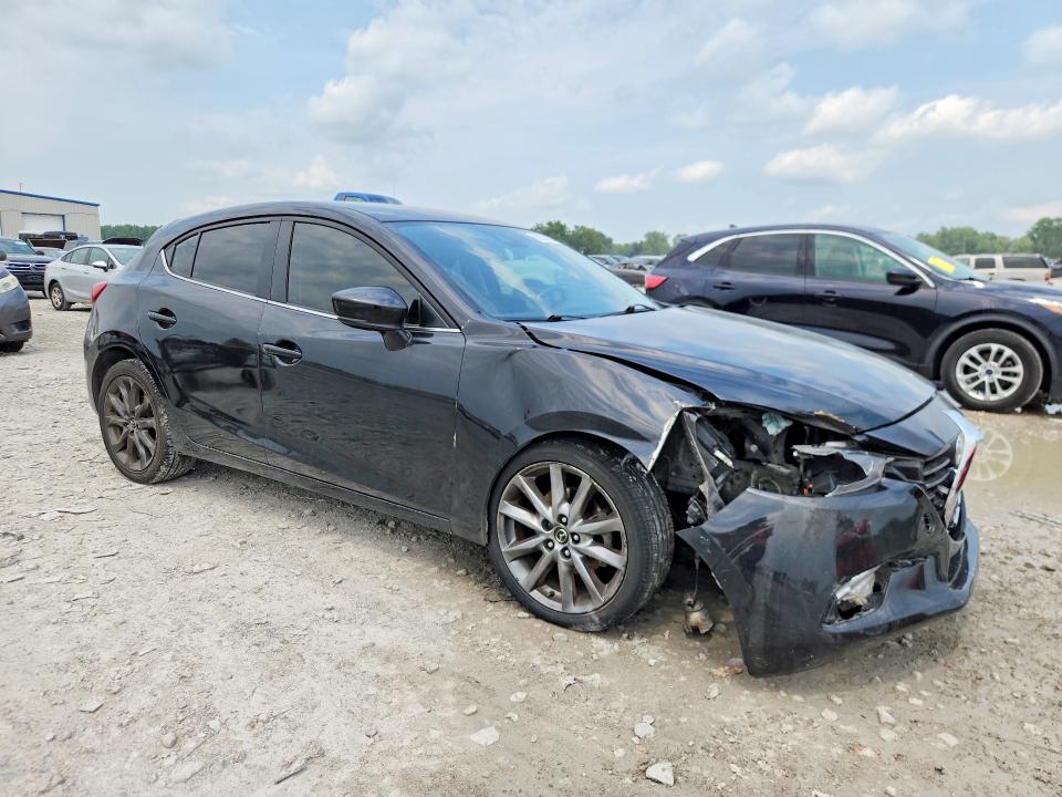 Продаж на аукціоні авто 2018 Mazda 3, vin: 3MZBN1L30JM267091, номер лоту: 62832456