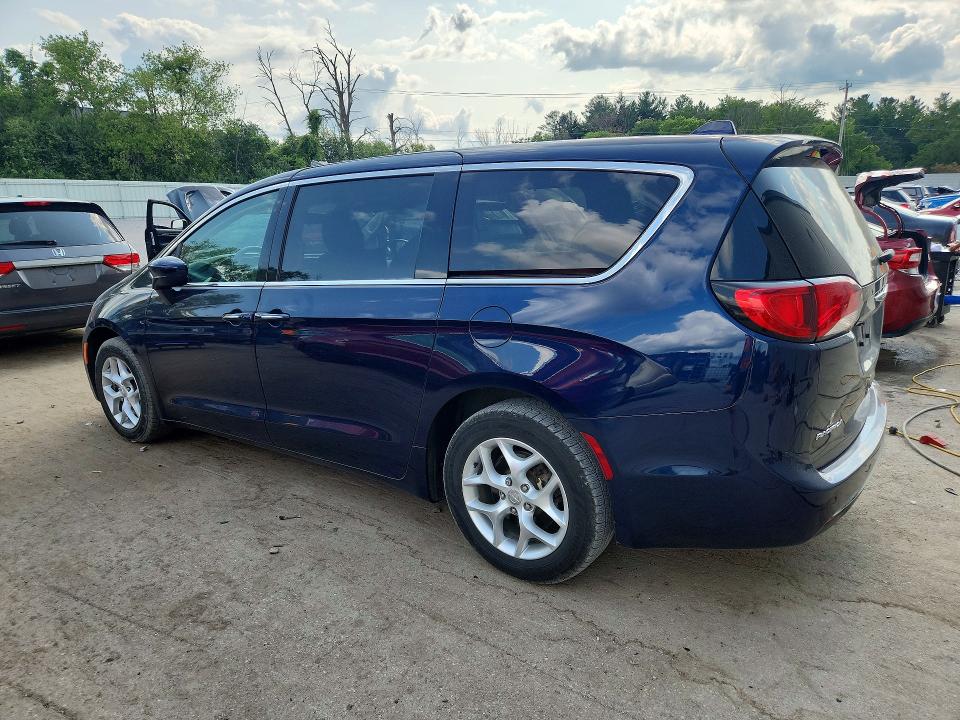 Продажа на аукционе авто 2018 Chrysler Pacifica, vin: 2C4RC1FG0JR113365, номер лота: 62108976