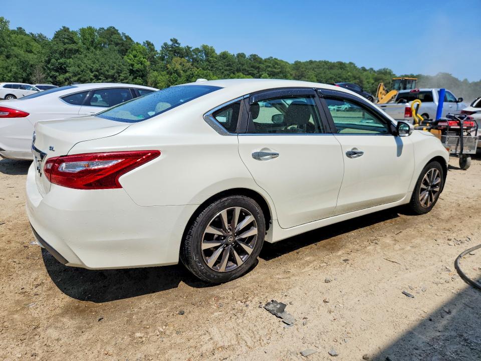 Продажа на аукционе авто 2016 Nissan Altima, vin: 1N4AL3AP9GC247945, номер лота: 61117396