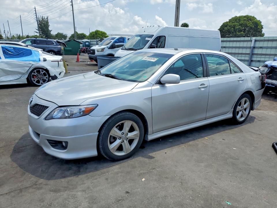 62385656 :رقم المزاد ، 4T1BF3EK0BU664132 vin ، 2011 Toyota Camry مزاد بيع