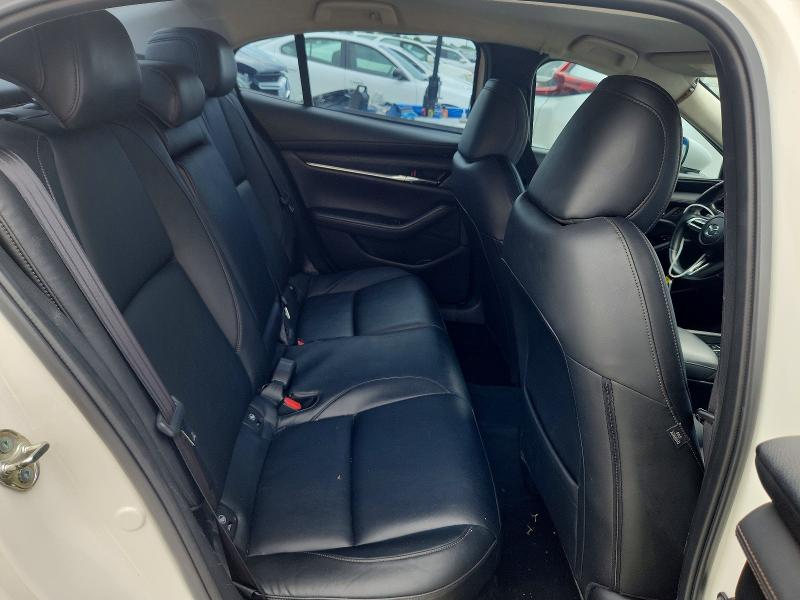 Продажа на аукционе авто 2019 Mazda 3, vin: JM1BPBAM7K1118786, номер лота: 60033936