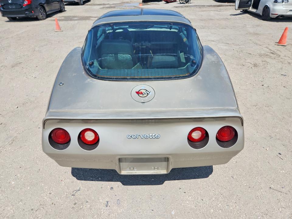 62755586 :رقم المزاد ، 1G1AY0788C5121304 vin ، 1982 Chevrolet Corvette مزاد بيع